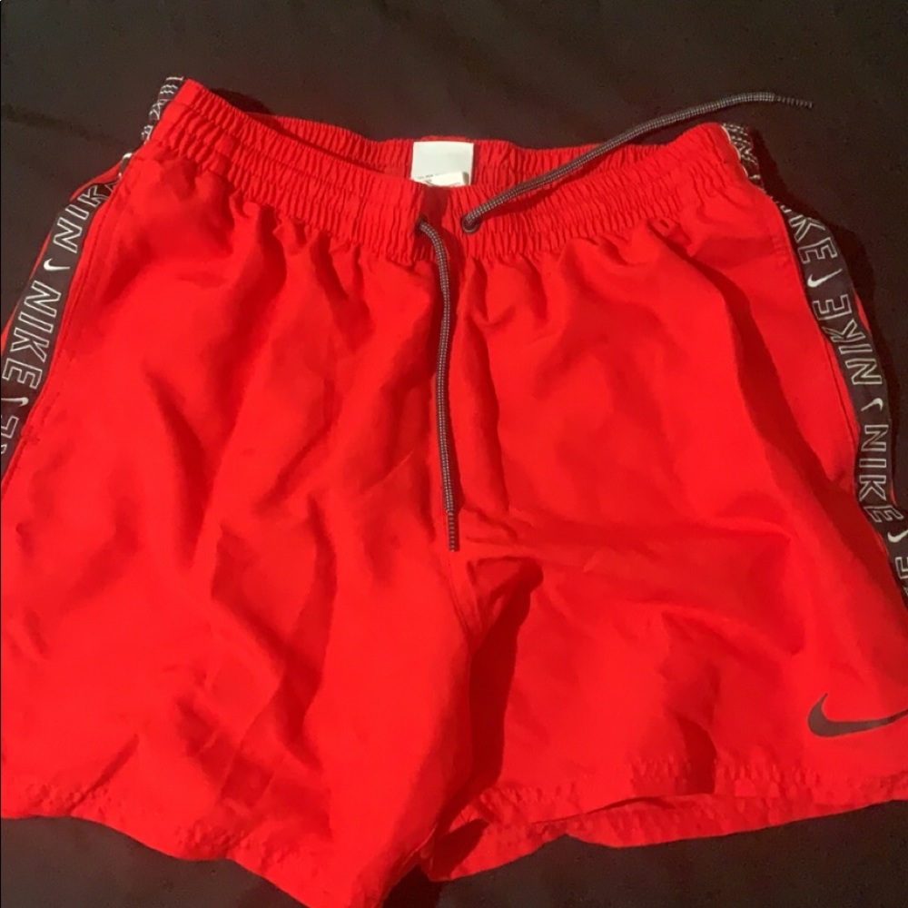Nike 5” shorts
